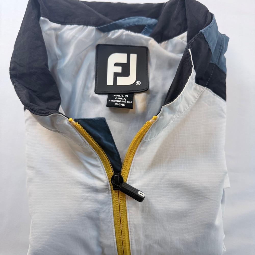 FootJoy Windbreaker Mens Medium White Blue Half Zip Short‎ Sleeve Golf Pullover